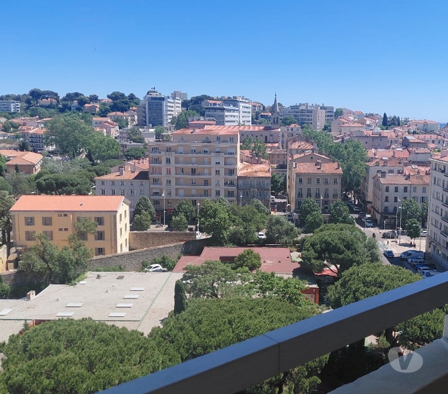 Appartements à vendre Var Toulon - Photos Vivastreet À VENDRE – T3 – Terrasse vue mer – Mourillon TOULON