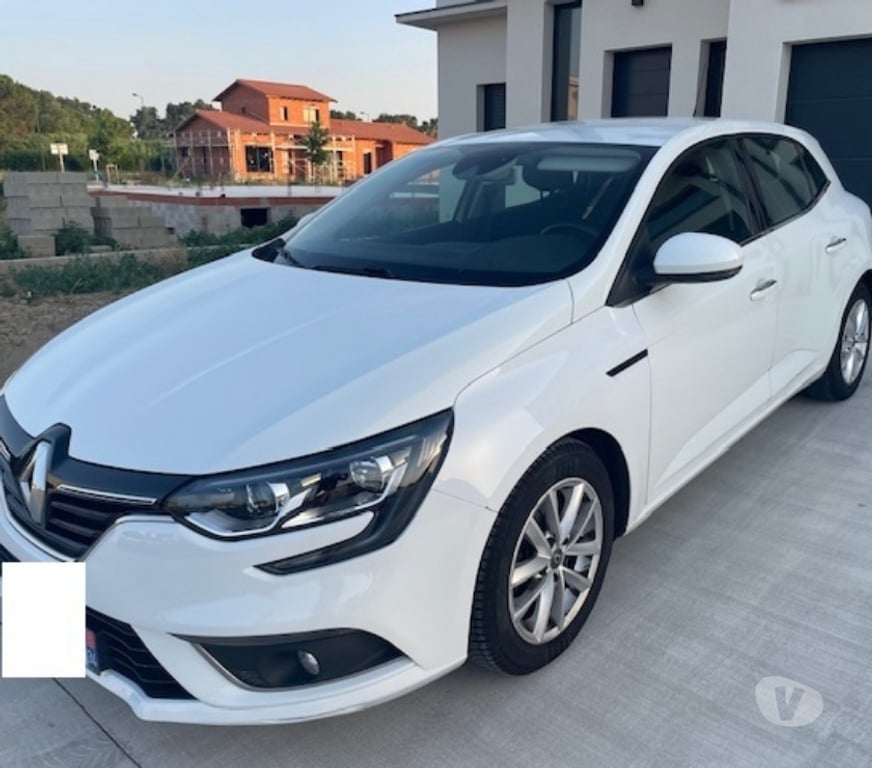 Voiture d'occasion Pyrénées-Orientales St Esteve - 66240 - Photos Vivastreet Renault Megane IV