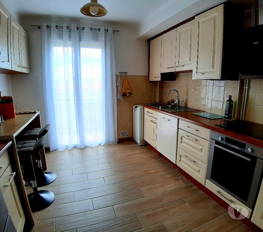 location saisonniere Pyrénées-Orientales Perpignan - Photos Vivastreet Grand appartement - Clim, Wifi, Parking privé (42€ nuit)