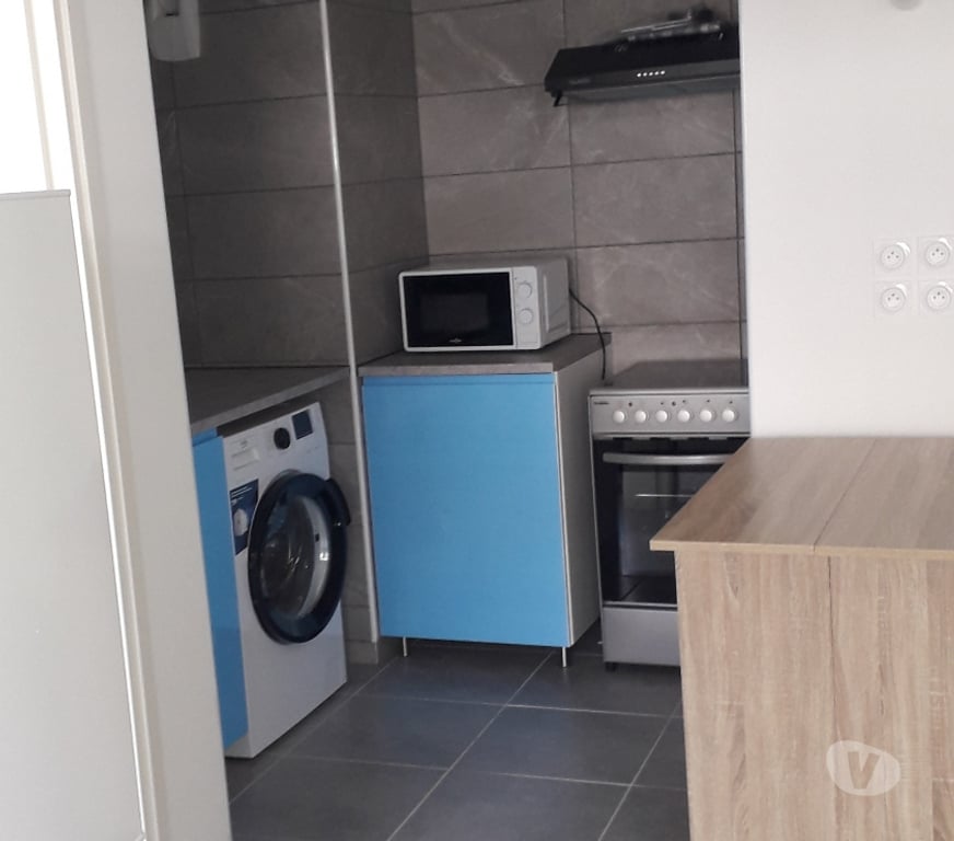 Location appartement Bouches-du-Rhône Aubagne - 13400 - Photos Vivastreet particulier loue T2, garage,+ moto residence sécurisée