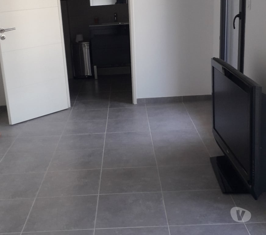 Location appartement Bouches-du-Rhône Aubagne - 13400 - Photos Vivastreet particulier loue T2, garage,+ moto residence sécurisée
