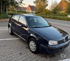 Lyon - Lyon — Golf 4 1.4 essence