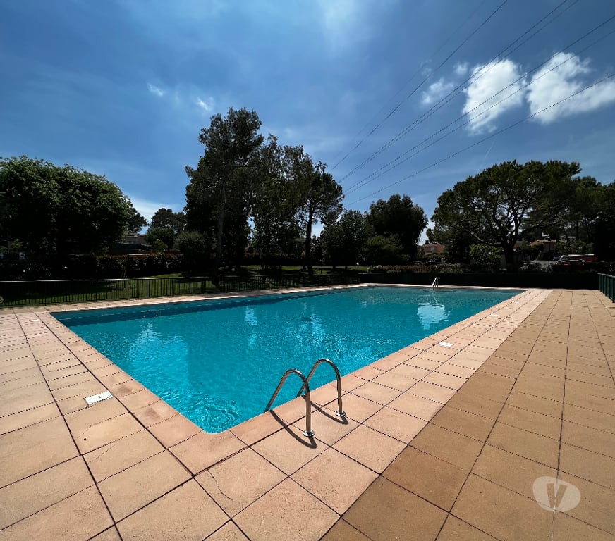Location appartement Alpes-Maritimes Mougins - 06250 - Photos Vivastreet A LOUER APPART DUPLEX MOUGINS 70m² 3Pieces 2 chambres E