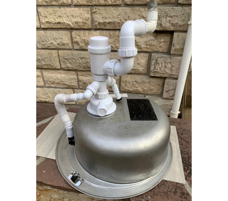  Essonne Bievres - 91570 - Photos Vivastreet Évier à encastrer en inox bac rond 49 cm avec vidange