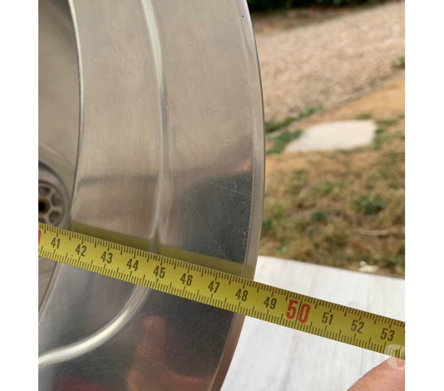 Essonne Bievres - 91570 - Photos Vivastreet Évier à encastrer en inox bac rond 49 cm avec vidange