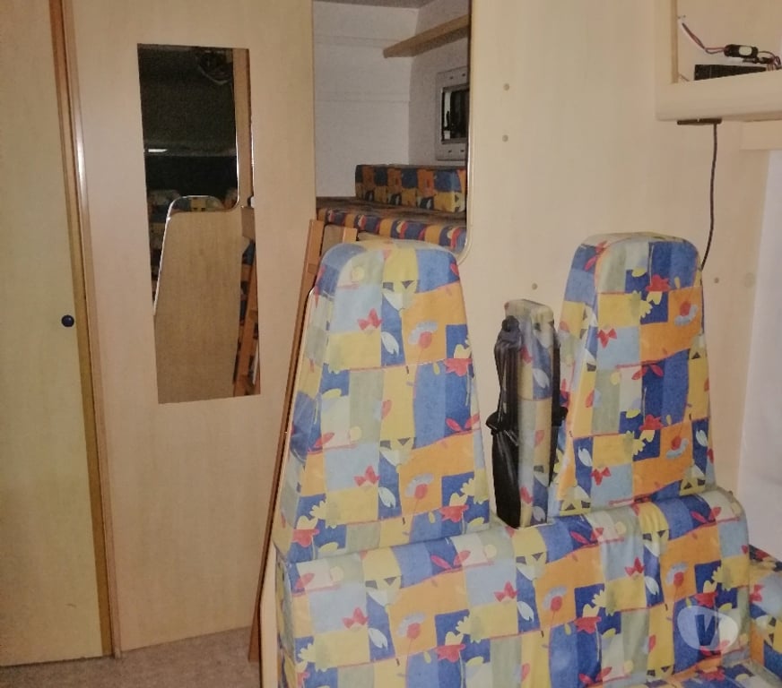 Camping car occasion Ille-et-Vilaine Messac - 35480 - Photos Vivastreet CHAUSSON WELCOME 4 FIAT DUCATO 1.9 TD 2001 6 PLACES