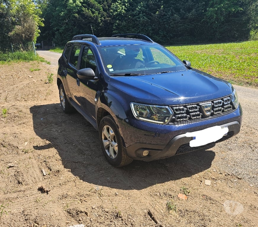 Voiture d'occasion Nord Jeumont - 59460 - Photos Vivastreet Dacia Duster II 4X2 confort bleu navy