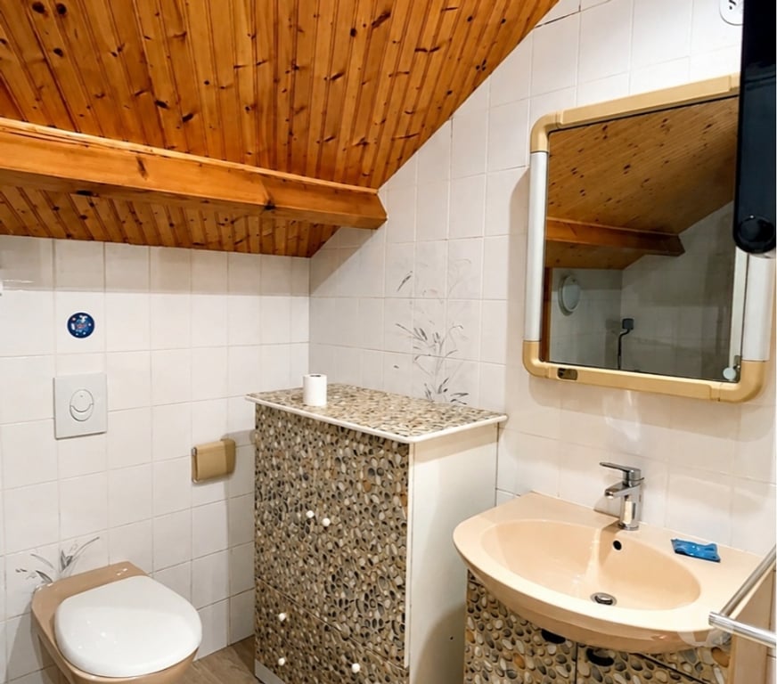 Appartement meublé Pas-de-Calais Buire le Sec - 62870 - Photos Vivastreet étage meublé avec accès indépendant