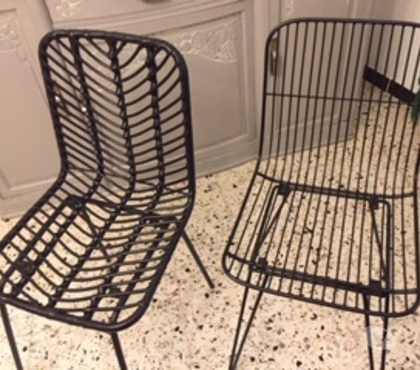 Ameublement & art de la table Vaison la Romaine Vaucluse - Photos Vivastreet lot de 4 chaises noires