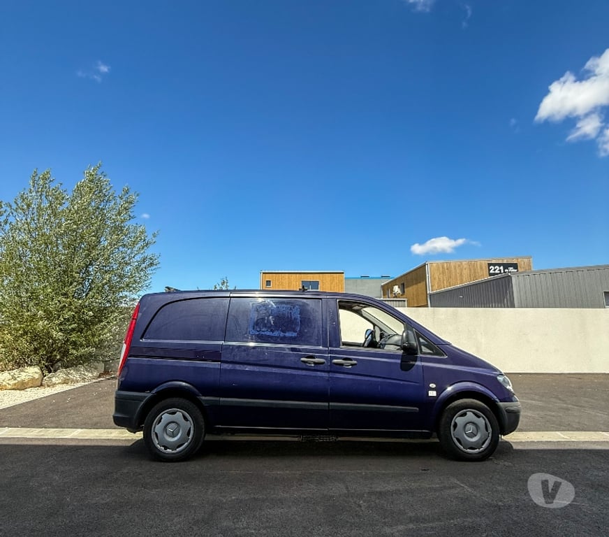 Voiture d'occasion Charente-Maritime La Rochelle - 17000 - Photos Vivastreet MERCEDES-BENZ VITO 109 CDI – KIT BOIS – ATTELAGE