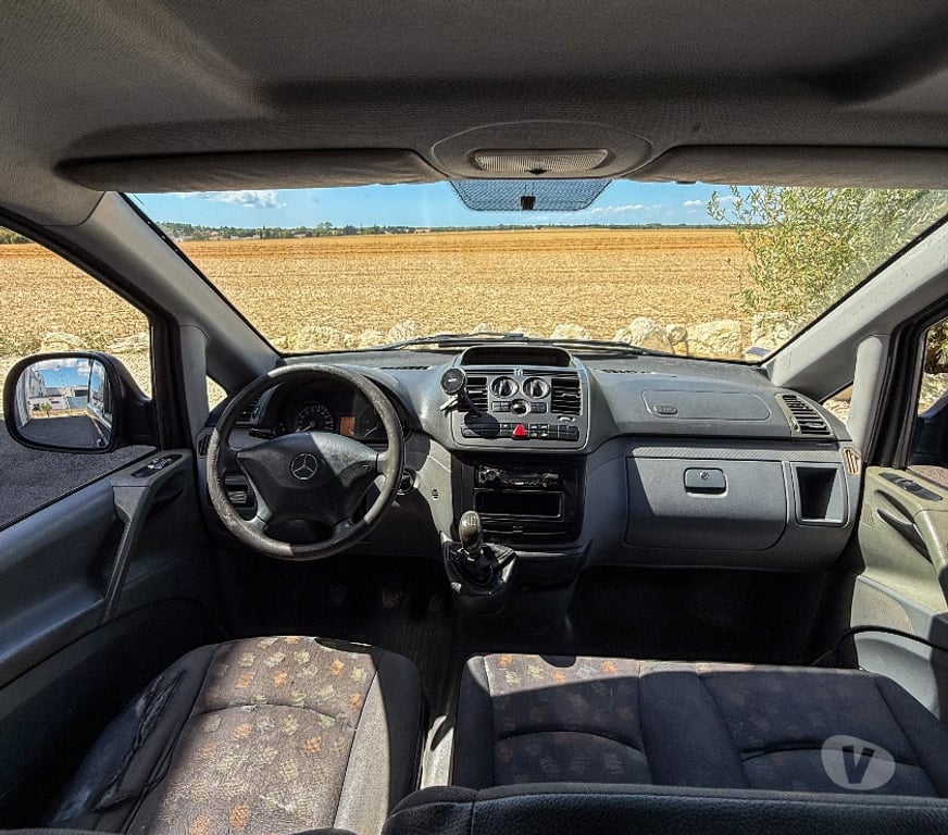 Voiture d'occasion Charente-Maritime La Rochelle - 17000 - Photos Vivastreet MERCEDES-BENZ VITO 109 CDI – KIT BOIS – ATTELAGE