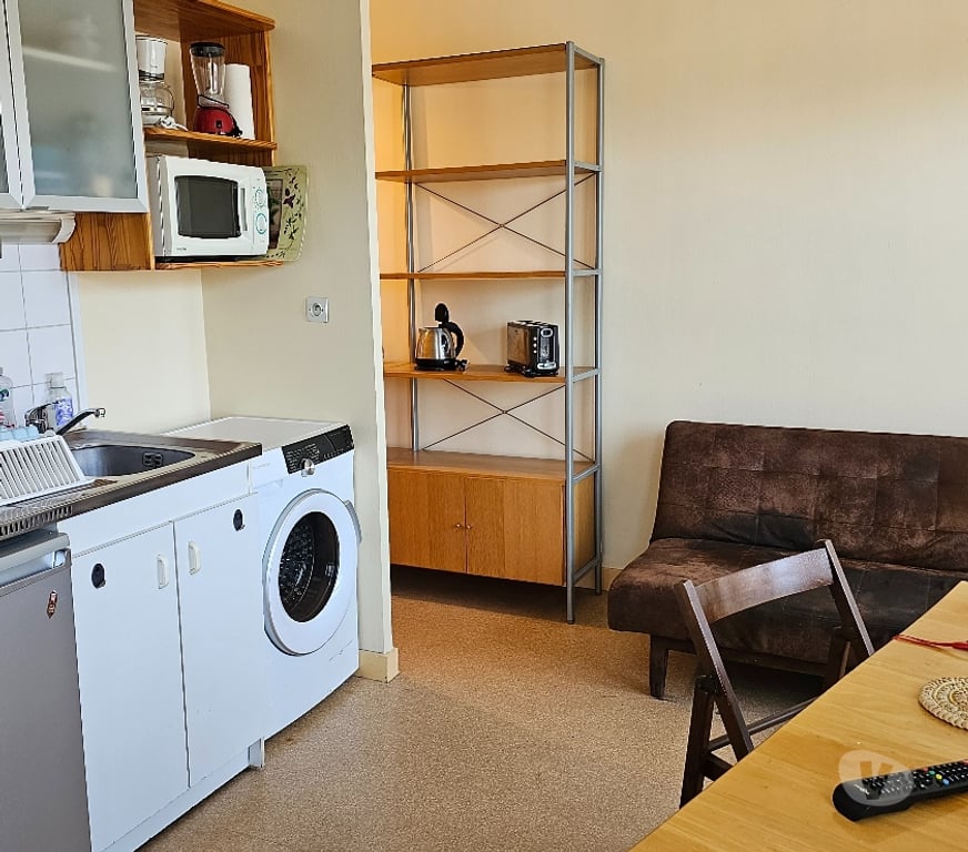 Appartement meublé Loire-Atlantique Nantes - Photos Vivastreet T1bis meublé 2ème Etage Nantes quartier Zola