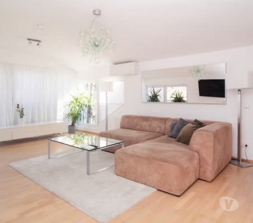 Location appartement Loire-Atlantique Nantes - Photos Vivastreet À louer Meublé T1 sur Nantes