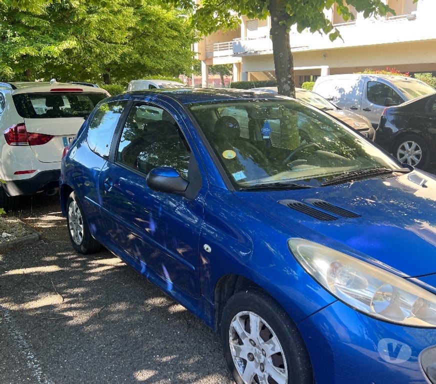 Voiture d'occasion Gard Nimes - Photos Vivastreet Peugeot 206+ 1.4 hdi