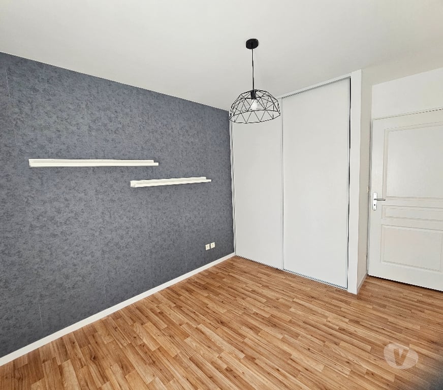 Location appartement Loire-Atlantique Reze - 44400 - Photos Vivastreet A louer Appartement T3