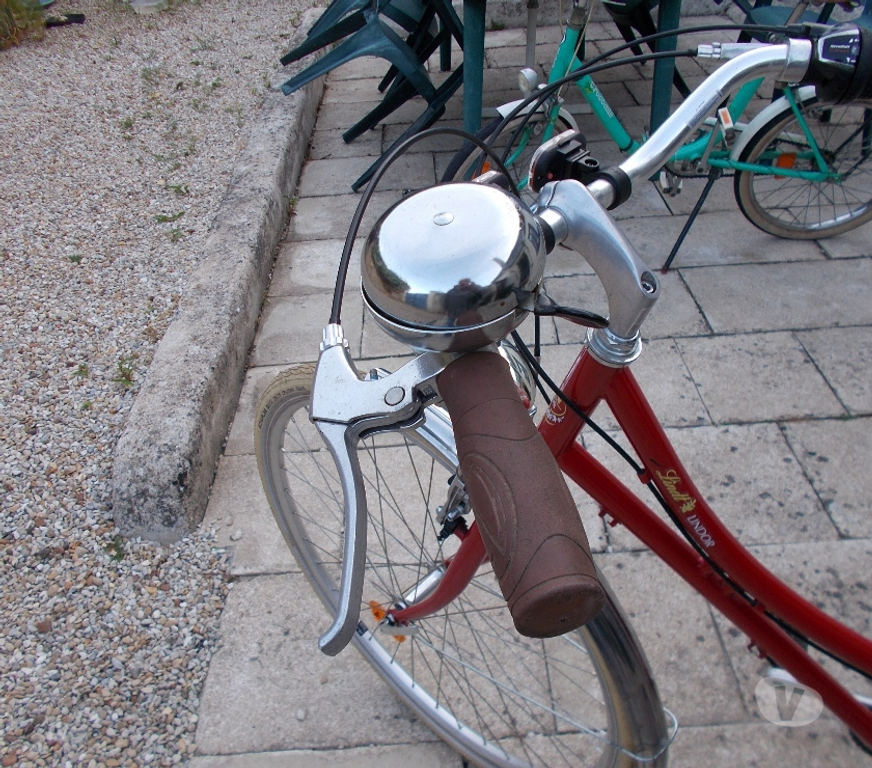 Matériel de sport Indre-et-Loire Neuilly le Brignon - 37160 - Photos Vivastreet vélo ville arcade cofee s6 2024