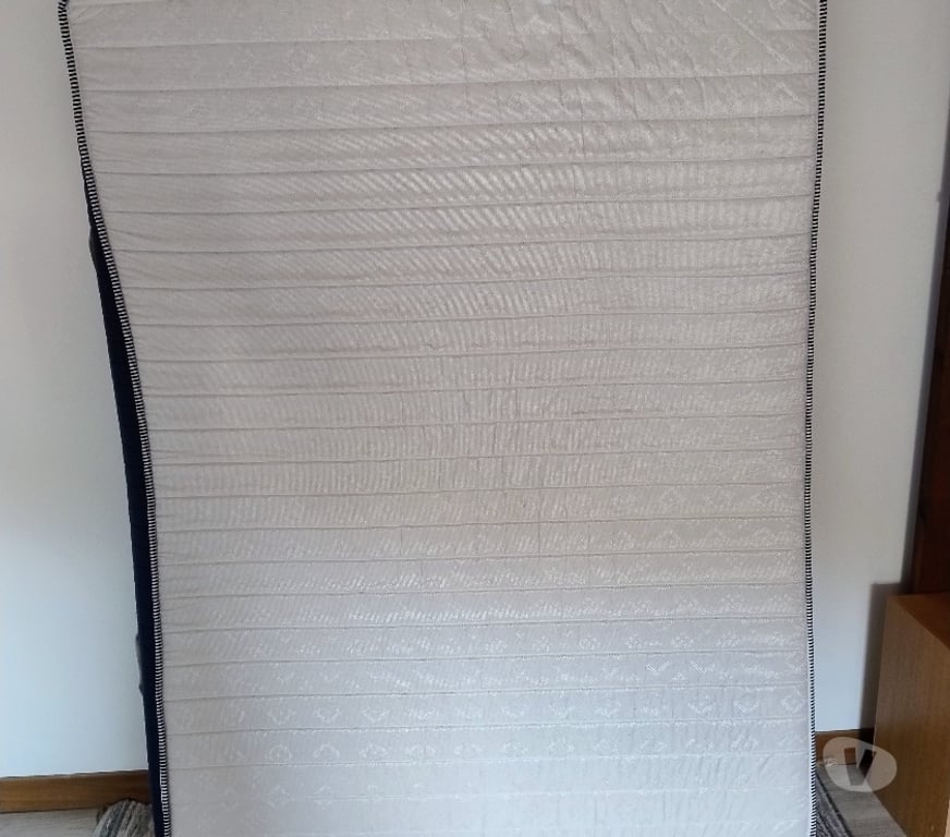 Ameublement & art de la table Gard Laval Pradel - 30110 - Photos Vivastreet Lit Ikea en Pin + matelas 140×200