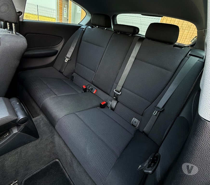 Voiture d'occasion Charente-Maritime La Rochelle - 17000 - Photos Vivastreet BMW Série 1 120d E81 177 ch I 77 000 km I Entretien suivi