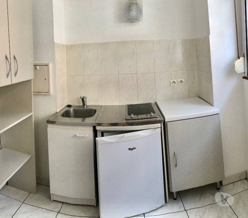Location appartement Bas-Rhin Strasbourg - Photos Vivastreet Centre-ville Grand’rue 2P zone piétonne