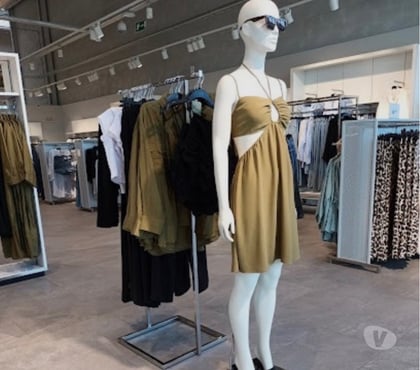 Vêtements occasion Paris 1er ardt Paris - Photos Vivastreet Mannequins femmes