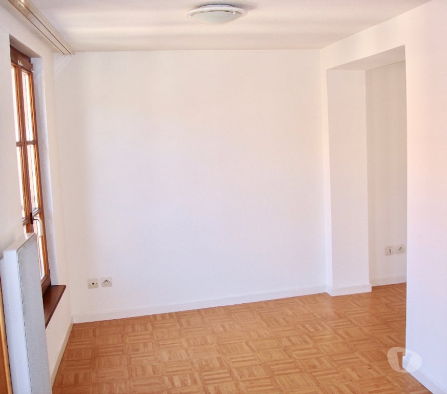 Location appartement Bas-Rhin Strasbourg - Photos Vivastreet HYPERCENTRE petit 2P. Grand’rue zone piétonne