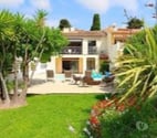 Ste Maxime - Var — SAINTE-MAXIME, MITOYENNE PAR LE GARAGE, À RENOVER !!!!!
