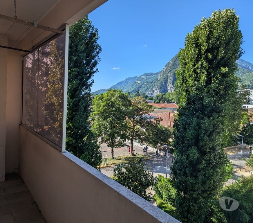 Location appartement Isère St Egreve - 38120 - Photos Vivastreet T3 ST EGREVE proche TRAM