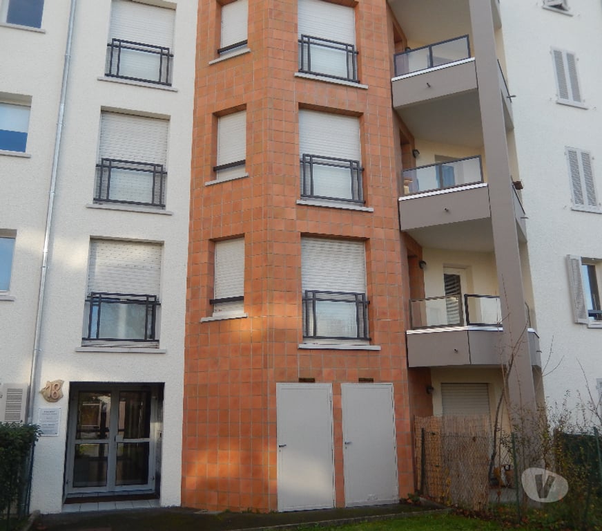 Appartements à vendre Haute-Garonne Ramonville St Agne - 31520 - Photos Vivastreet A VENDRE T2 55m² Port Sud - Garage + Parking fermés