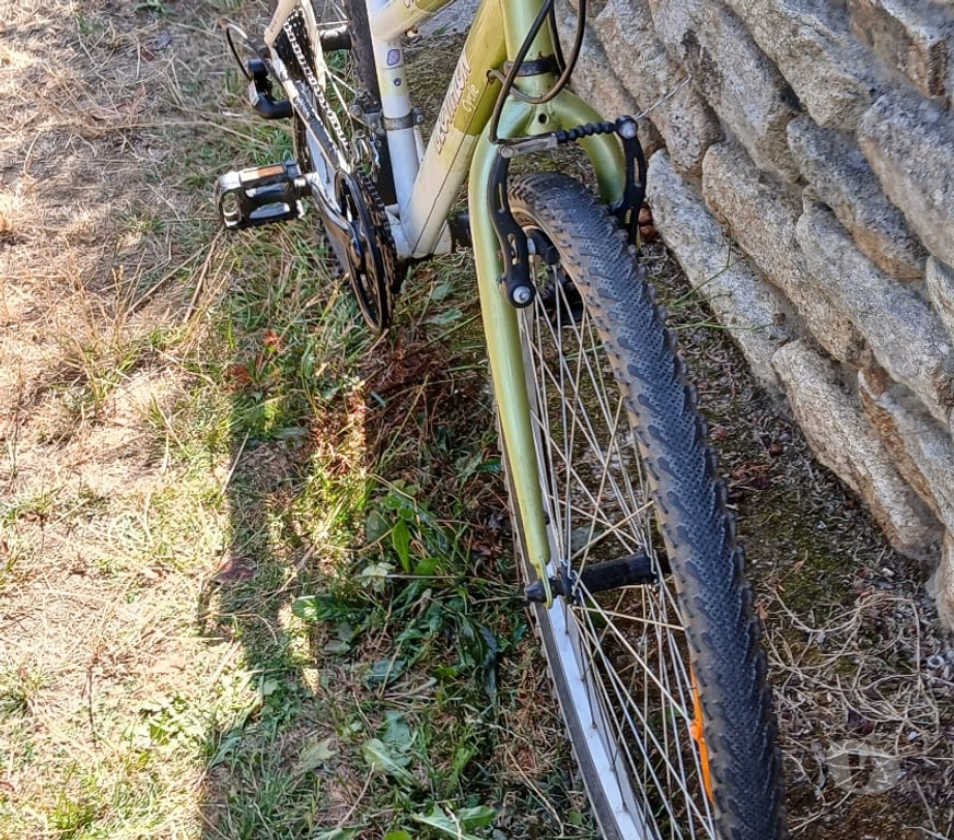 Matériel de sport Morbihan Plouay - 56240 - Photos Vivastreet VELO ADOLESCENT