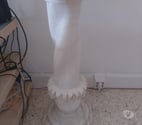 Aix en Provence - Aix en Provence — Belle colonne en marbre blanc avec éclairage interrupteur