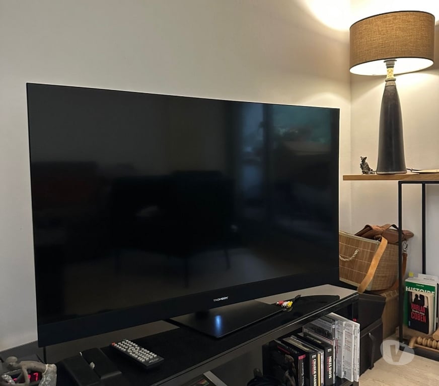 Photo - Video - Son Alpes-Maritimes Nice - Photos Vivastreet TV 43" Thomson QLED 4K