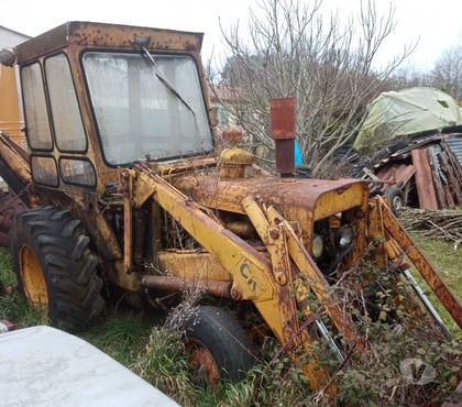 Engins Bertric Buree Dordogne - Photos Vivastreet Tractopelle CASE