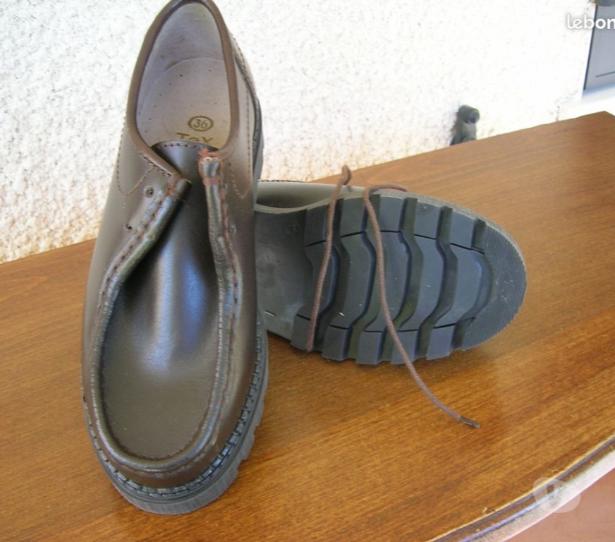 Chaussures Haute-Garonne Leguevin - 31490 - Photos Vivastreet CHAUSSURE CUIR ENFANT P36