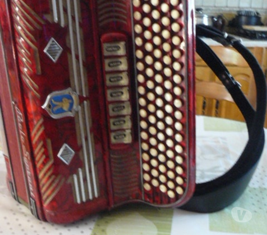 Instruments de musique Charente Breville - 16370 - Photos Vivastreet a vendre accordéon Paolo Soprani