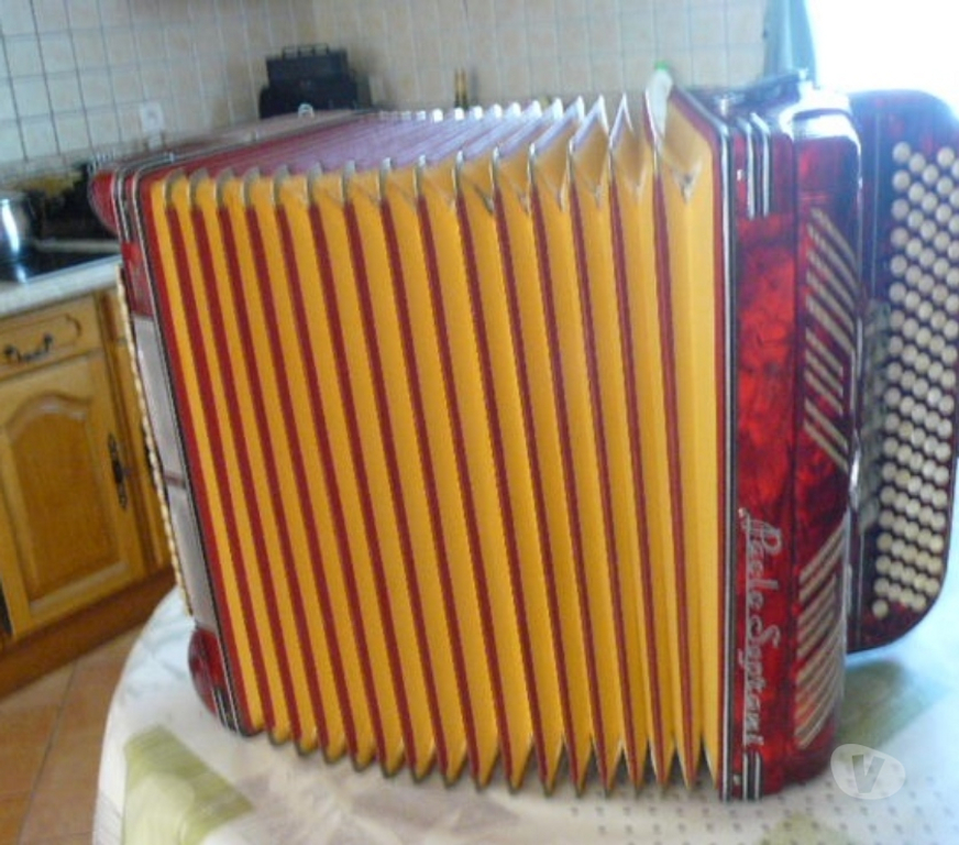 Instruments de musique Charente Breville - 16370 - Photos Vivastreet a vendre accordéon Paolo Soprani