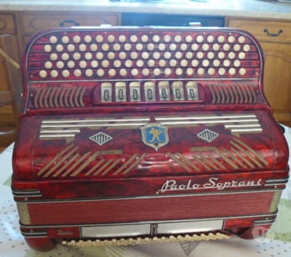 Instruments de musique Breville Charente - Photos Vivastreet a vendre accordéon Paolo Soprani