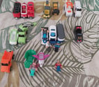 Achy - Oise — 30€ Véhicules aimantés (playtive)