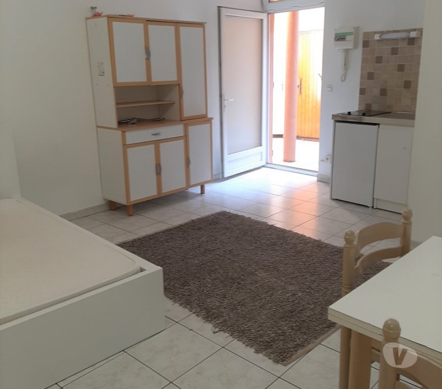 Appartement meublé Isère Grenoble - Photos Vivastreet Studio quartier Av Alsace Lorraine et gare