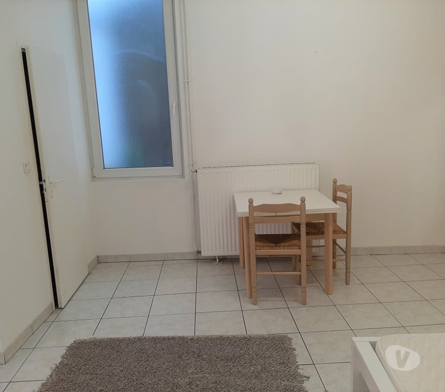 Appartement meublé Isère Grenoble - Photos Vivastreet Studio quartier Av Alsace Lorraine et gare