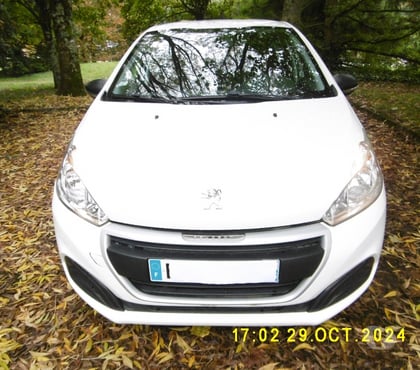 Voiture à vendre Poitiers Vienne - Photos Vivastreet 208 Diesel HDI 1,6 l. 2016, 3000e