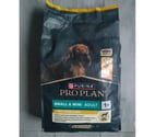 St Aubin les Elbeuf - Seine-Maritime — PURINA PRO PLAN SMALL & MINI ADULT LIGHT STERILISED.