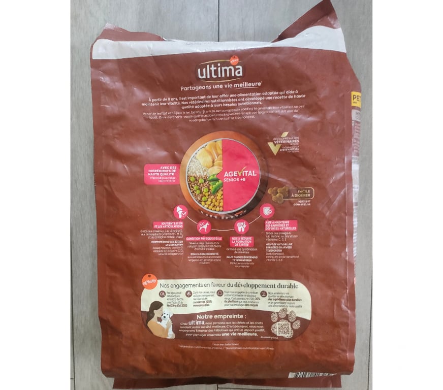 Services, accessoires animaux Seine-Maritime St Aubin les Elbeuf - 76410 - Photos Vivastreet Croquettes ULTIMA pour petit chien sénior.