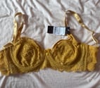 Courbevoie - Hauts-de-Seine — Vend soutien gorge moutarde 90D