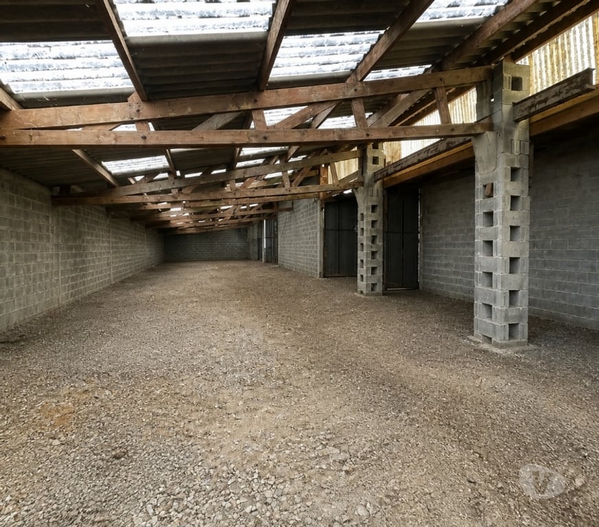 Vente Immeuble Ille-et-Vilaine Martigne Ferchaud - 35640 - Photos Vivastreet Batiment entrepot de 380 M2