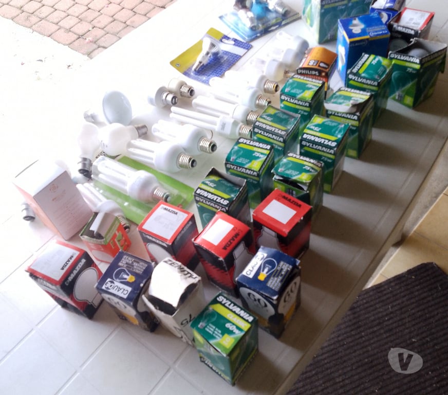  Oise Porquericourt - 60400 - Photos Vivastreet lot d'ampoules trés bon état