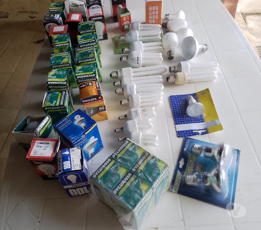  Oise Porquericourt - 60400 - Photos Vivastreet lot d'ampoules trés bon état