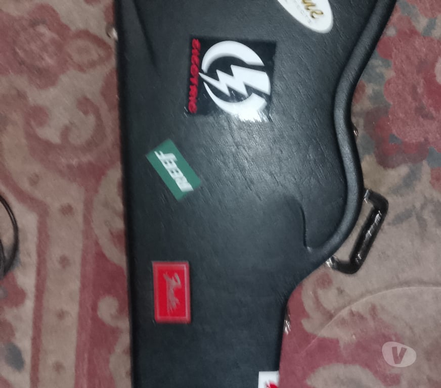 Instruments de musique Haute-Garonne Toulouse - Photos Vivastreet fender stratocaster usa 1997