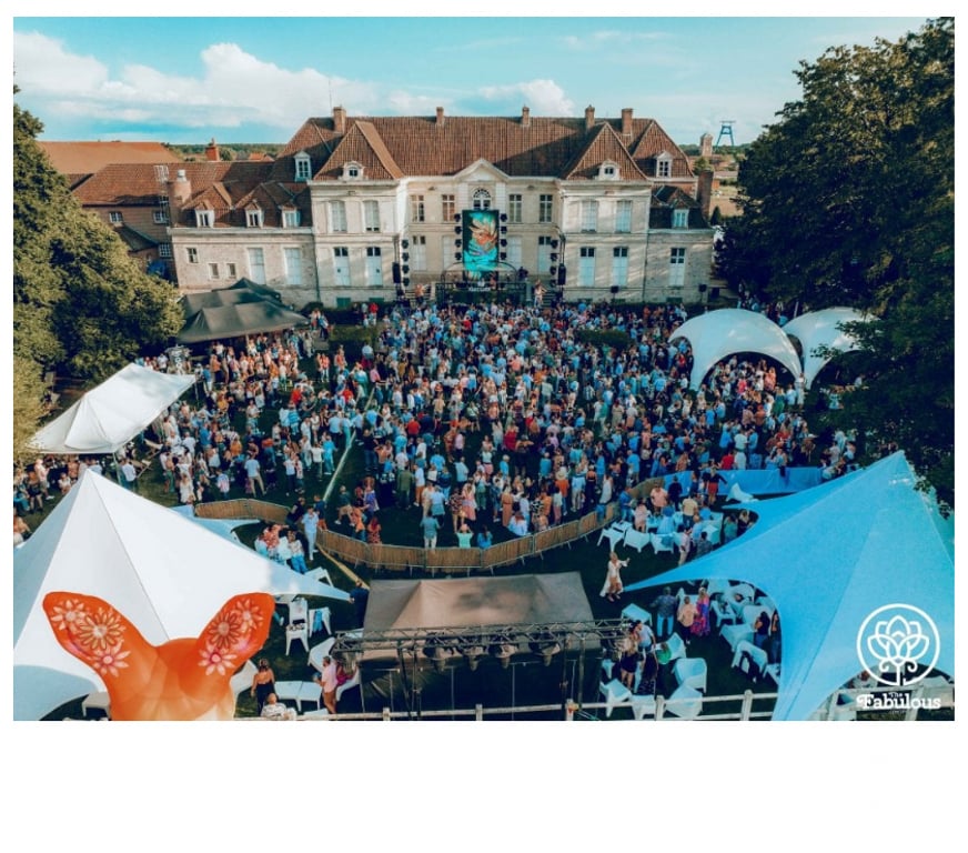 Spectacles Nord Roost Warendin - 59286 - Photos Vivastreet 2 x 2 places pour Bohemian Dream Village samedi 5 septembre