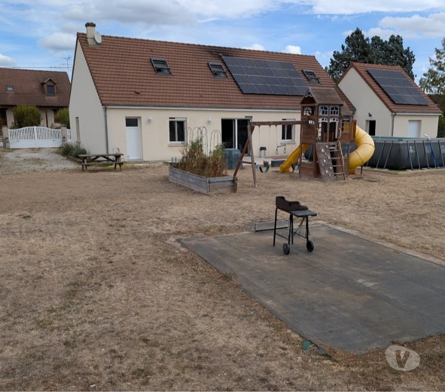 Vente Maison Loiret Vienne en Val - 45510 - Photos Vivastreet Maison 2009 - 160 m2 - 5 ch - Terrain 1065 m2 - Piscine
