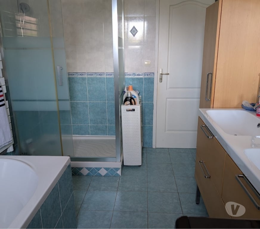 Vente Maison Loiret Vienne en Val - 45510 - Photos Vivastreet Maison 2009 - 160 m2 - 5 ch - Terrain 1065 m2 - Piscine